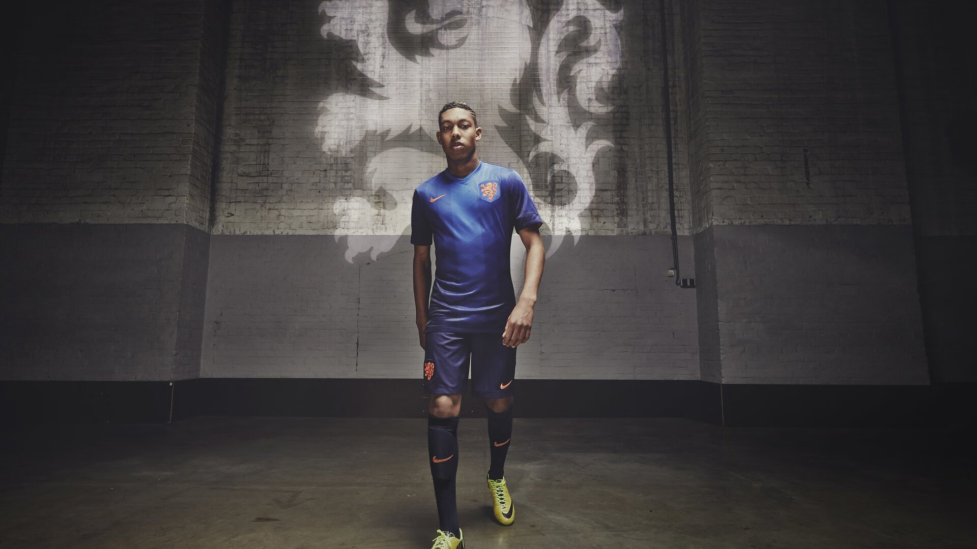 从乌拉圭爆冷巴萨到厄德高关键先生,足球世界里的不可能与必然